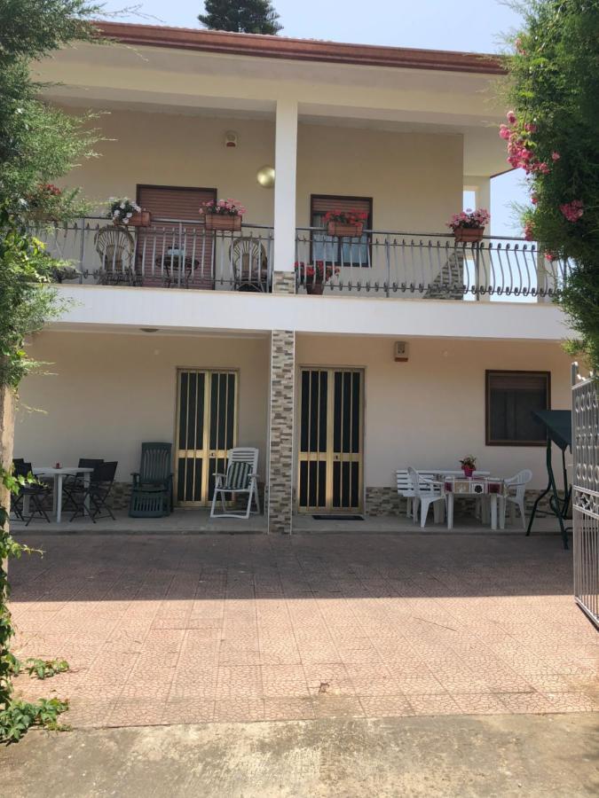 La Maison De Daniele Et Maria Apartment Fontane Bianche Exterior photo